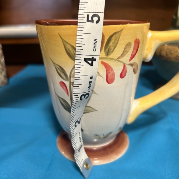 (2) Tuscan Retreat Better Homes & Gardens Coffee Mugs 4 1/2" Tall - Picture 5 of 5